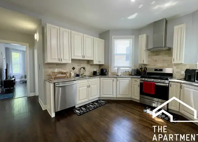 Property at 2824 N Ridgeway Ave Unit 2, Chicago, IL, 60618, 2 beds, 1 bath, [object Object]