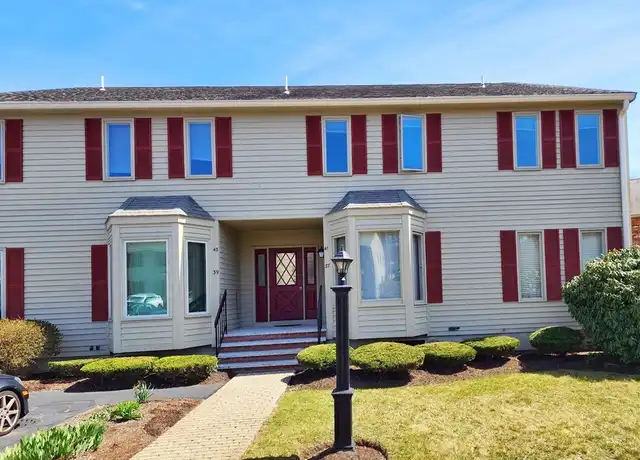 Property at 41 Union Sq Unit 41, Randolph, MA, 02368, 2 beds, 2.5 baths, [object Object]