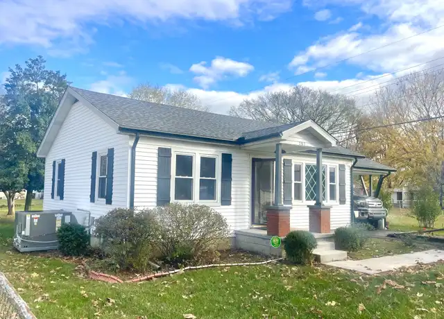 Property at 202 N Henderson Dr, Hopkinsville, KY, 42240, 2 beds, 1 bath, [object Object]