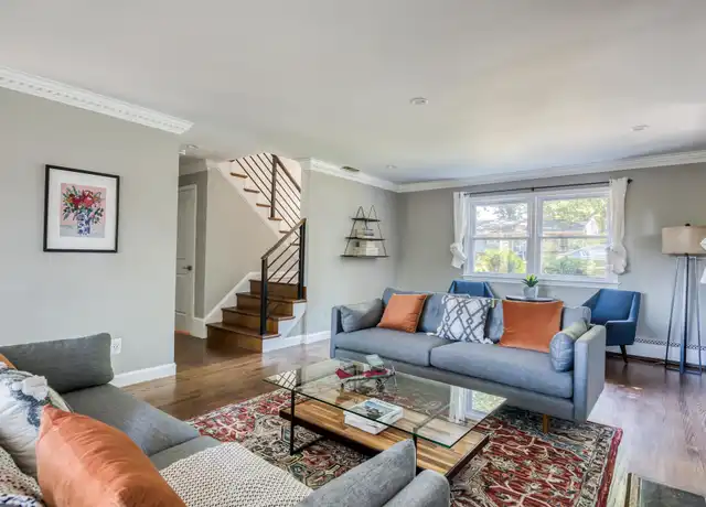 Property at 1422 21st St S, Arlington, VA, 22202, 3 beds, 2.5 baths, [object Object]