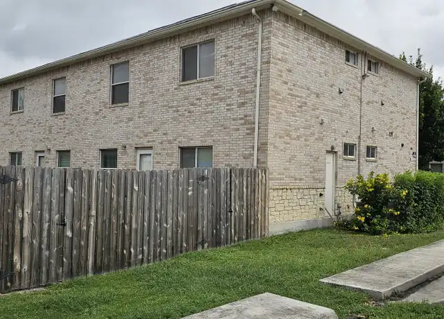 Property at 4911 Ali Ave Unit 4, San Antonio, TX, 78229, 2 beds, 2 baths, [object Object]