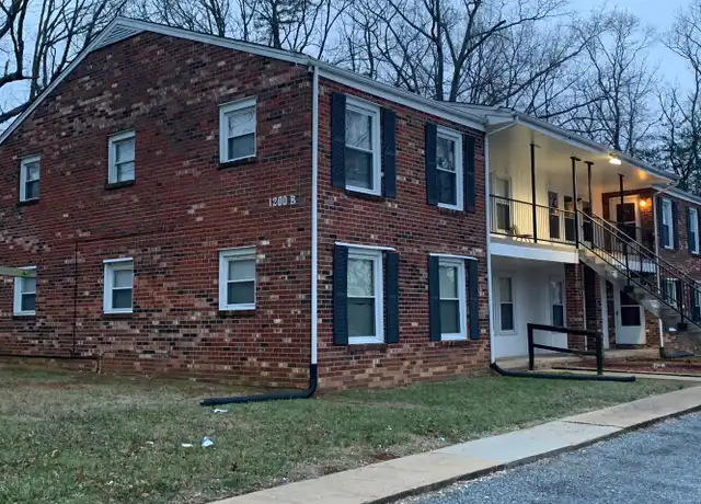 Property at 1200 Avondale Dr Apt 58, Altavista, VA, 24517, 2 beds, 1 bath, [object Object]