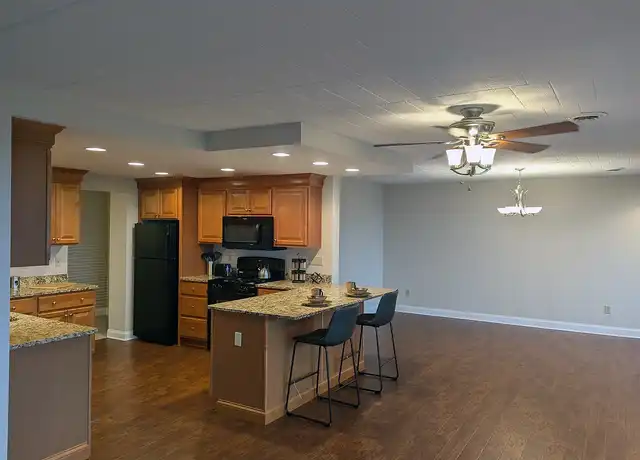 Property at Monroeville Apartments at LaVale - 140 Lavale Dr, Monroeville, PA, 15146, 1-2 bed, 1-1.5 bath, [object Object]