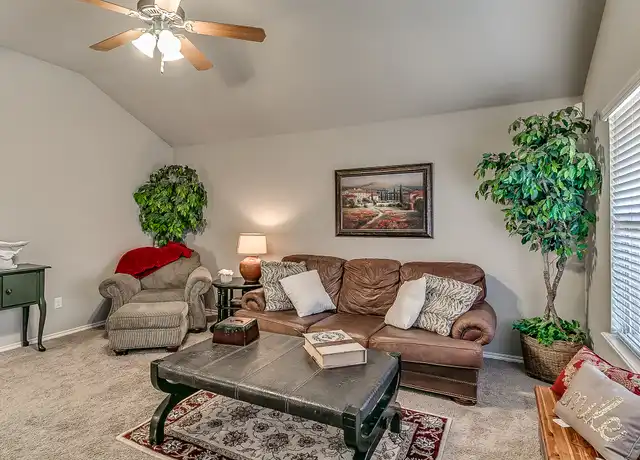 Property at 19704 Vivace Dr, Edmond, OK, 73012, 3 beds, 2 baths, [object Object]