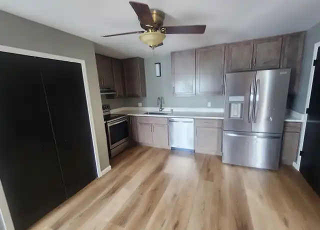 Property at 3209 Stanford Ln Unit 08, West Bend, WI, 53090, 2 beds, 1 bath, [object Object]