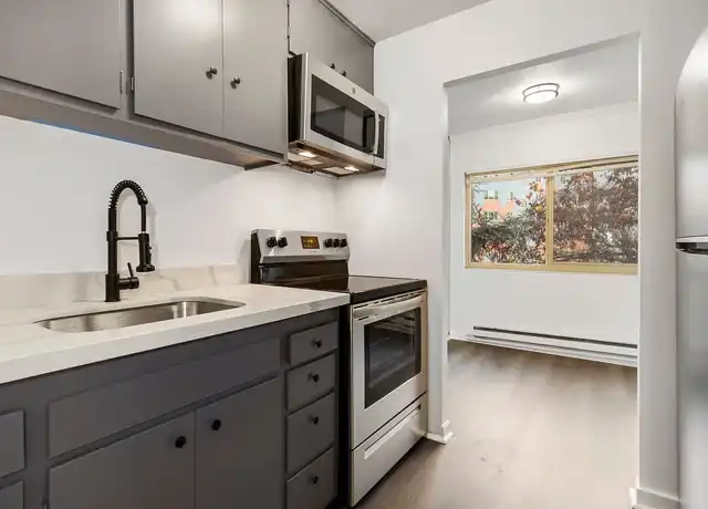 Property at The Willis Apartments - 1331 Terry Ave, Seattle, WA, 98101, 1 bed, 1 bath, [object Object]