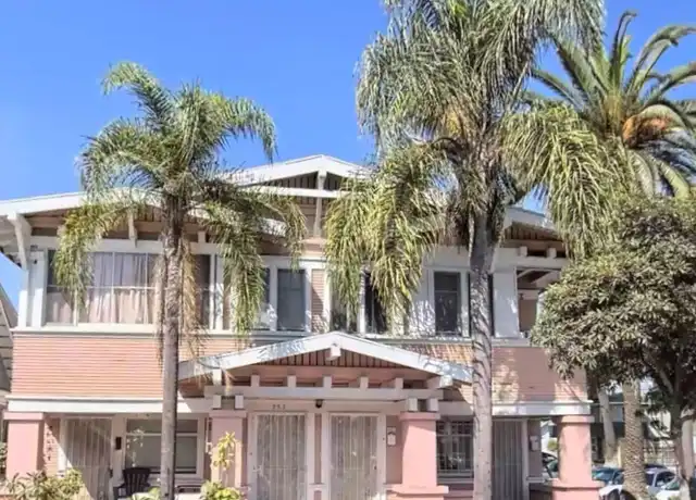 Property at 751 Chestnut Ave Unit 755, Long Beach, CA, 90813, 4 beds, 2 baths, [object Object]