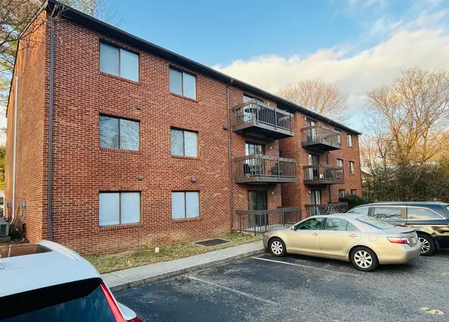 Property at 207 Wharton St SE #4, Blacksburg, VA, 24060, 2 beds, 1 bath, [object Object]