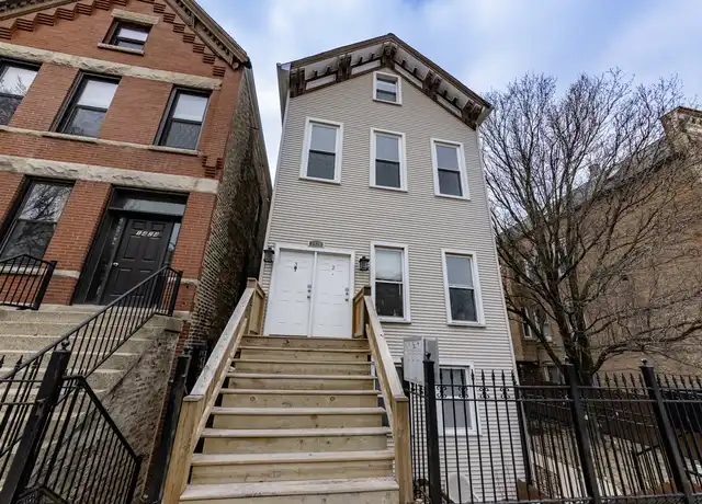 Property at 1426 N Greenview Ave Unit 2, Chicago, IL, 60642, 2 beds, 1 bath, [object Object]