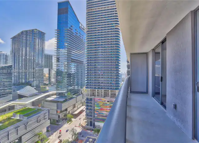 Property at 55 SW 9th St #1910, Miami, FL, 33130, 1 bed, 1.5 baths, [object Object]