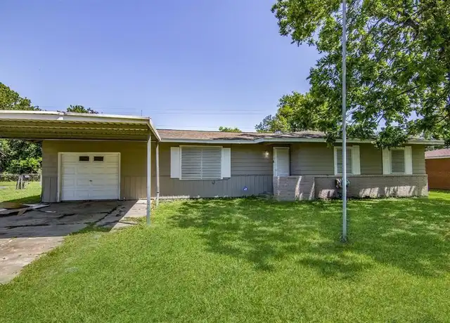Property at 2630 34th Ave N, Texas City, TX, 77590, 4 beds, 2 baths, [object Object]
