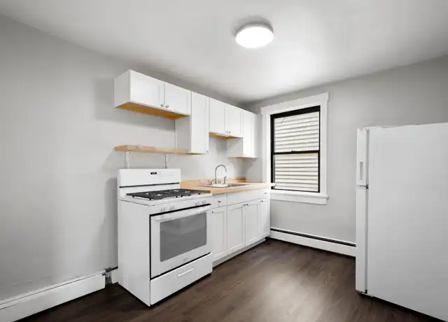 Property at 270 15th St Unit 5, Ambridge, PA, 15003, 1 bed, 1 bath, [object Object]