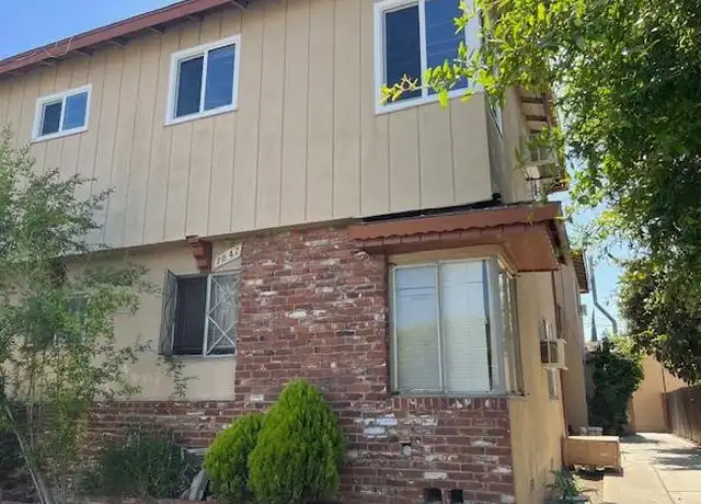 Property at 7047 Fulton Ave Unit 4, North Hollywood, CA, 91605, 2 beds, 1 bath, [object Object]