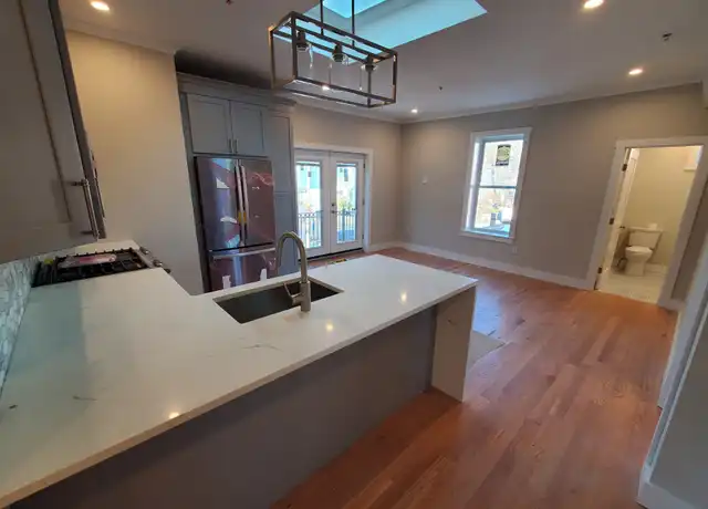 Property at 21 Wallingford Rd Unit 3, Boston, MA, 02135, 3 beds, 1.5 baths, [object Object]