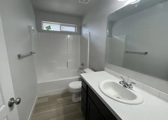 Property at 1167 N Bowknot Lake Ave, Star, ID, 83669, 4 beds, 2 baths, [object Object]