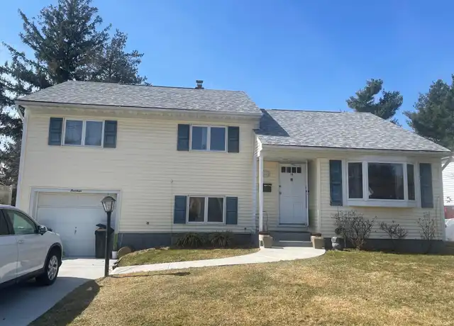 Property at 14 Walden Ave, Jericho, NY, 11753, 3 beds, 2.5 baths, [object Object]