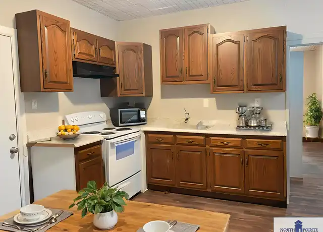 Property at 254 Locust St Apt 1, Columbia, PA, 17512, 1 bed, 1 bath, [object Object]