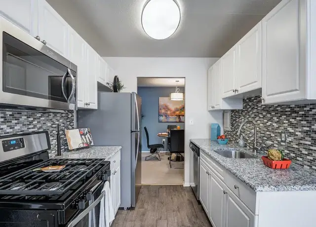 Photo of 1801 Hampshire Green Ln, Silver Spring, MD 20903