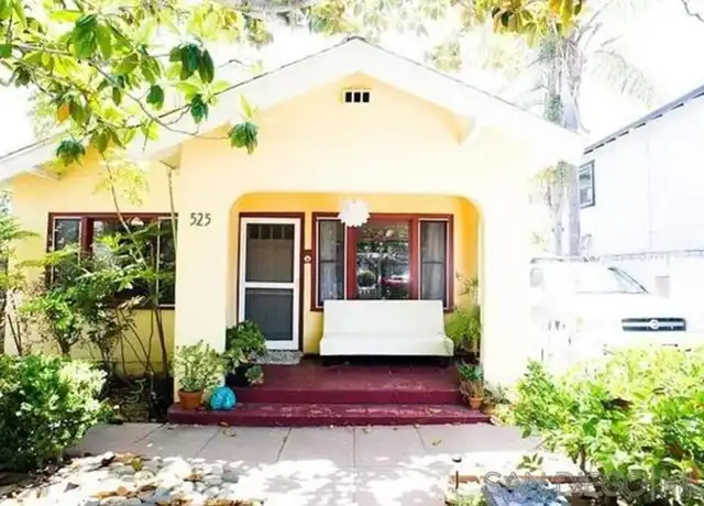 Property at 525 3rd St Unit Main, Encinitas, CA, 92024, 2 beds, 1 bath, [object Object]