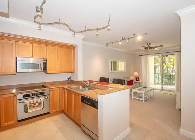 Property at 1 Renaissance Way Unit 216, Boynton Beach, FL, 33426, 1 bed, 1 bath, [object Object]
