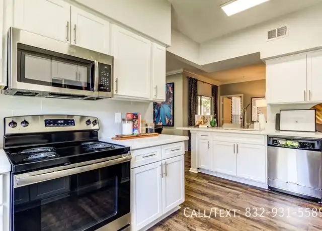 Property at 1108 Enclave Pkwy Unit AEE2, Houston, TX, 77077, 2 beds, 2 baths, [object Object]