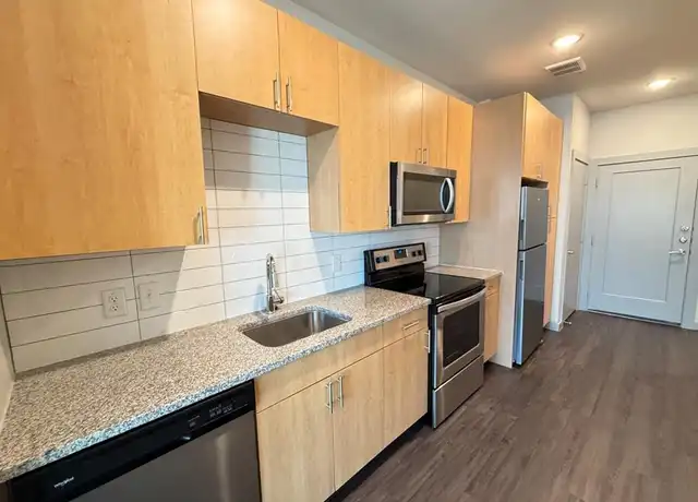 Property at 609 Waverly St Unit E1 218, Houston, TX, 77007, 0 beds, 1 bath, [object Object]