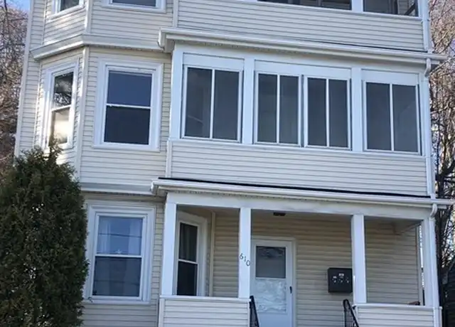 Property at 610 Humphrey St Unit 1, Swampscott, MA, 01907, 2 beds, 1 bath, [object Object]