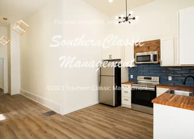 Property at 530 W Montgomery St, Milledgeville, GA, 31061, 2 beds, 2 baths, [object Object]