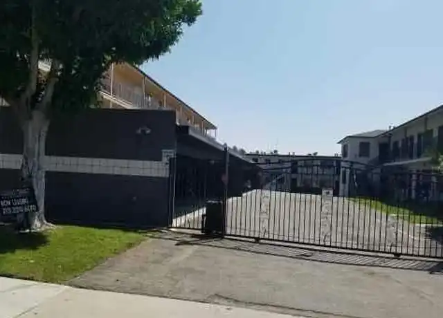 Property at Glendale Terrace Apartments - AC Townhomes LLC - 438 E Acacia Ave, Glendale, CA, 91205, 1 bed, 1 bath, [object Object]