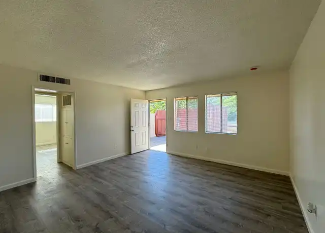 Property at 3949 Soranno Ave Unit D, Bakersfield, CA, 93309, 2 beds, 1 bath, [object Object]