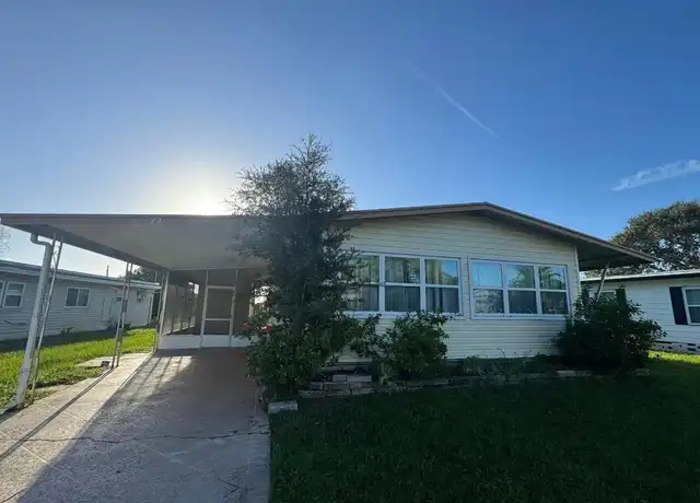 Property at 22 Hamilton Ln, Palm Harbor, FL, 34684, 2 beds, 2 baths, [object Object]
