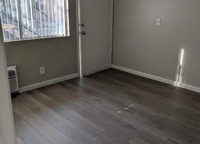 Property at 4840 E Charleston Blvd, Las Vegas, NV, 89104, 1 bed, 1 bath, [object Object]