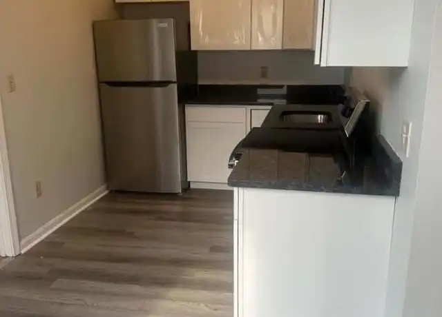 Property at 1129 Middlesex St, Lowell, MA, 01851, 1 bed, 1 bath, [object Object]