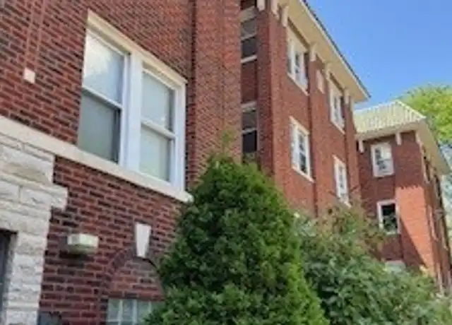 Property at 7334 Randolph St Unit 40-2, Forest Park, IL, 60130, 1 bed, 1 bath, [object Object]