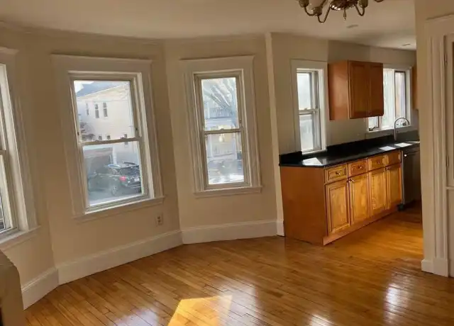 Property at 190 North St, Somerville, MA, 02144, 5 beds, 2 baths, [object Object]