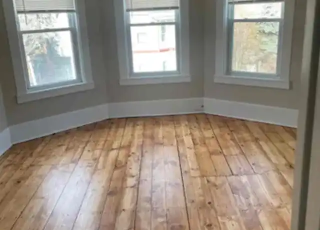 Property at 2 Sturgis St Unit 3, Worcester, MA, 01605, 3 beds, 1 bath, [object Object]