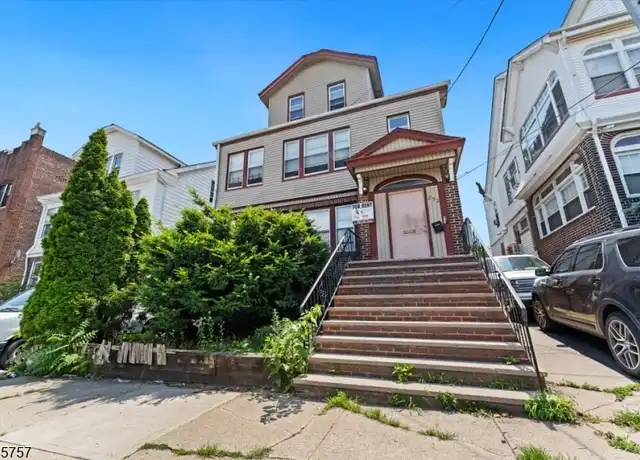 Property at 292 Goldsmith Ave Unit 2, Newark, NJ, 07112, 3 beds, 1 bath, [object Object]
