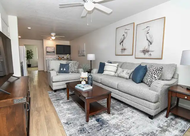 Property at 306 Storm Lake Trl, Storm Lake, IA, 50588, 2 beds, 1 bath, [object Object]