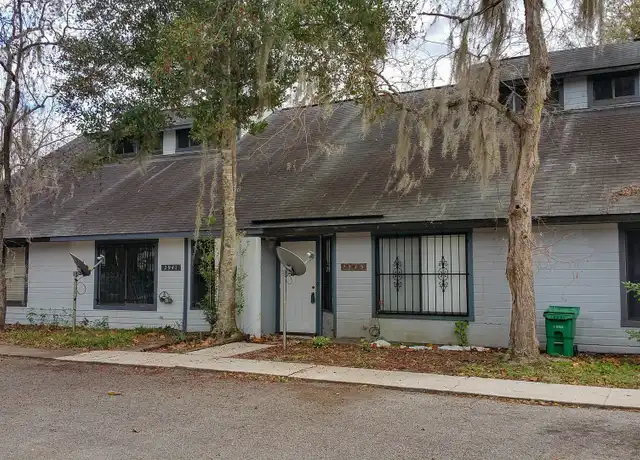 Property at 2945 SW 39th Ave, Gainesville, FL, 32608, 2 beds, 2 baths, [object Object]