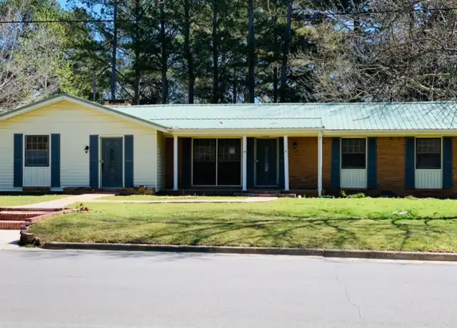Property at 106 Ward Ave SW Unit 1, Cullman, AL, 35055, 4 beds, 2 baths, [object Object]