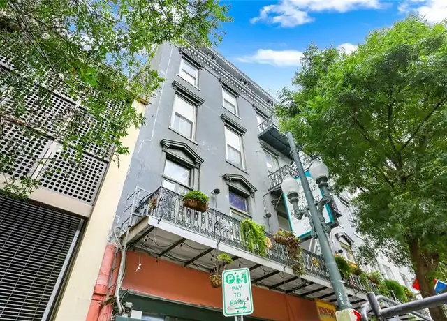 Property at 137 Carondelet St Unit 404, New Orleans, LA, 70112, 1 bed, 1 bath, [object Object]