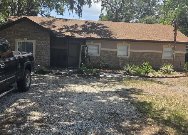 Property at 2804 S Park Ave, Sanford, FL, 32773, 4 beds, 2 baths, [object Object]