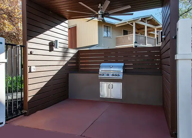 Photo of 591 Peabody Rd, Vacaville, CA 95687