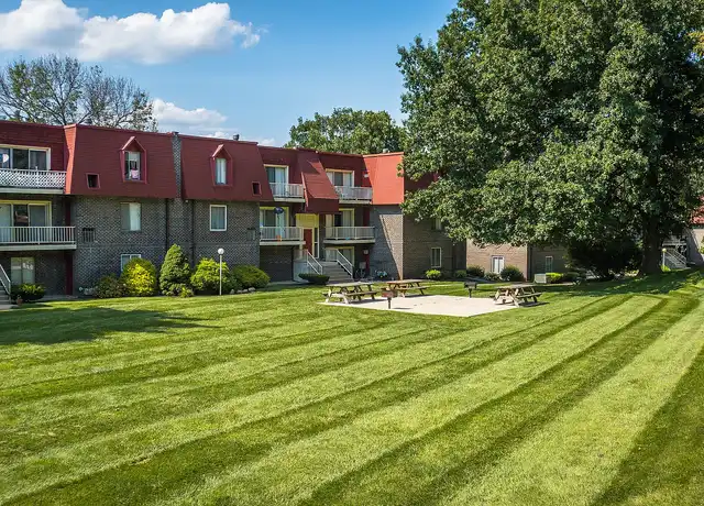 Property at Mickley Run Apartments - 150 Mickley Ave, Whitehall Township, PA, 18052, 1 bed, 1 bath, [object Object]