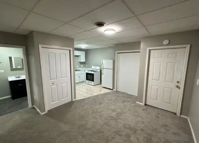 Property at 2491 S 12th St Unit 3, Milwaukee, WI, 53215, 1 bed, 1 bath, [object Object]