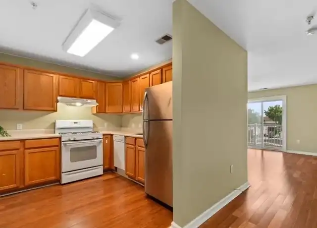Property at 39 Union St, Hackensack, NJ, 07601, 2 beds, 2 baths, [object Object]