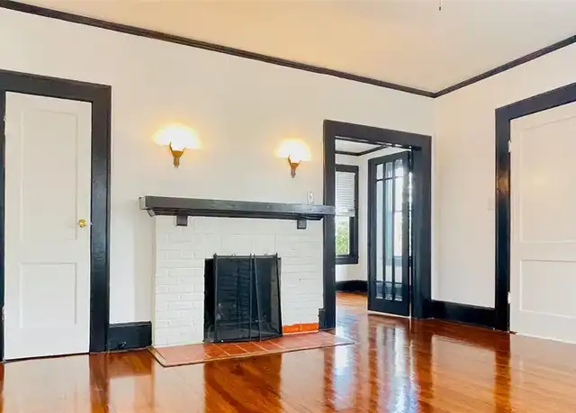 Property at 614 Peden St Unit B, Houston, TX, 77006, 1 bed, 1 bath, [object Object]