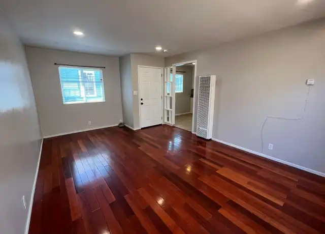 Property at 2630 38th Ave, Oakland, CA, 94619, 1 bed, 1 bath, [object Object]