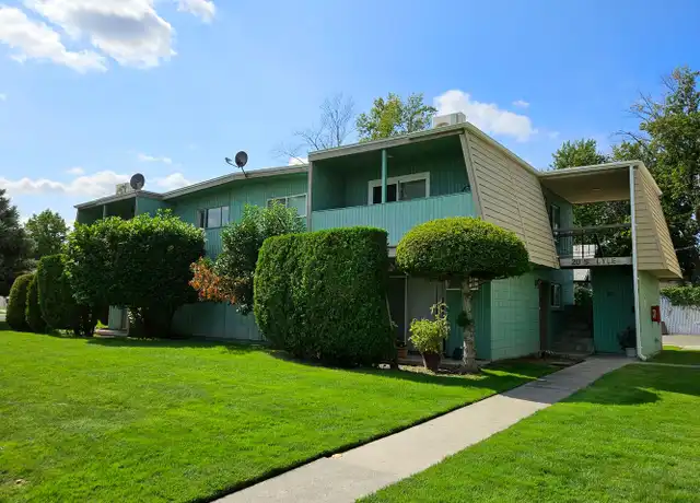 Property at 18 S Lyle St Unit 20ly H, Kennewick, WA, 99336, 2 beds, 1 bath, [object Object]