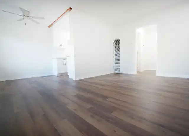 Property at 2619 Chestnut Ave Unit 4, Long Beach, CA, 90806, 1 bed, 1 bath, [object Object]